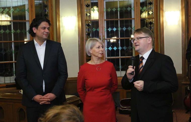  Nő a Partnerség című konferencia Gálavacsora