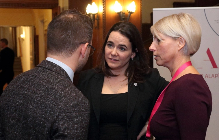 Nő A Siker Alapítvány konferenciája Lillafüreden