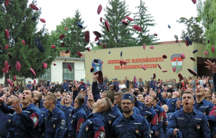A rendészeti szakgimnázium kibocsátó ünnepsége