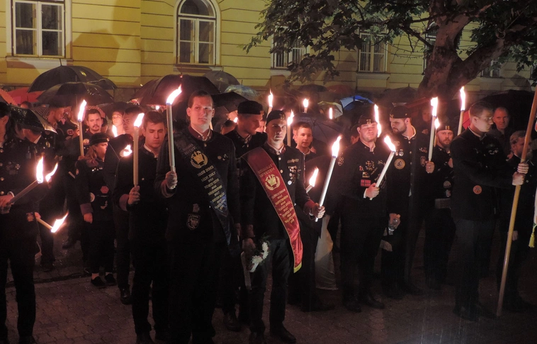Szalamander - az egyetem végzős hallgatóinak búcsúja