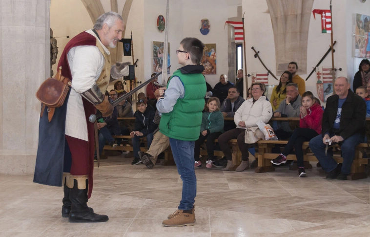 Diósgyőri Aranysarkantyús Lovagrend bemutató