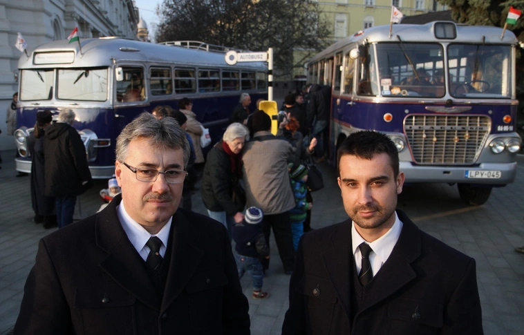 Buszok éjszakája I.