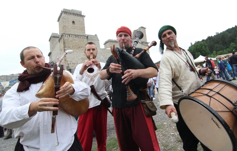 Augusztusi forgatag 