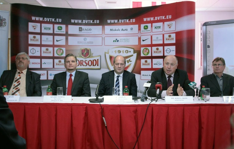 Bemutatták az új DVTK Stadion terveit