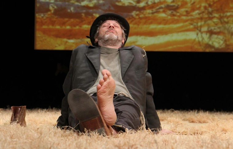 Godot-ra várva a Játékszínben