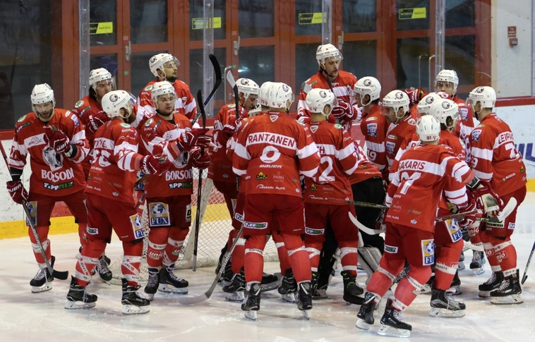 DVTK Jegesmedvék - Vienna Capitals
