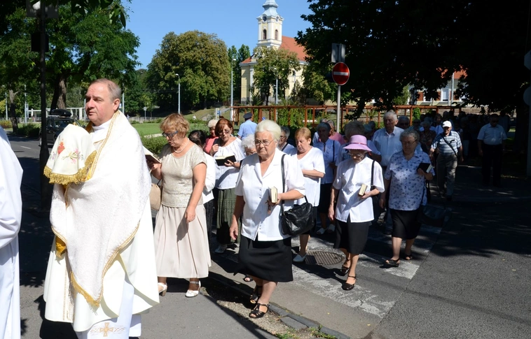Jézus kútja búcsú és körmenet