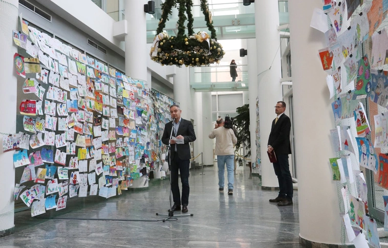 Karácsonyi rajzpályázat díjátadó a városházán