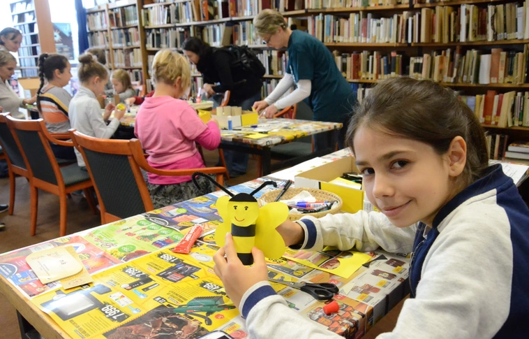 Könyves vasárnap a könyvtárban