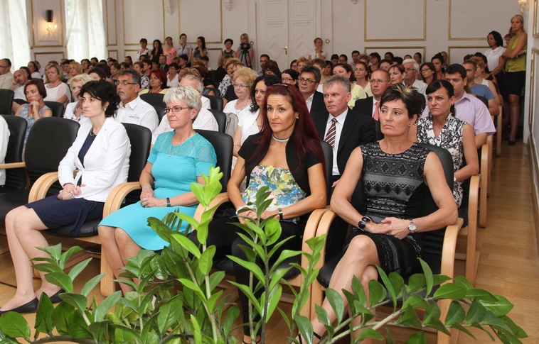 Köztisztviselői kitüntetések átadasa