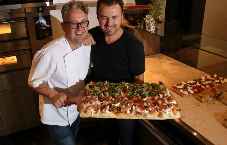 Pizza Kávé Világbéke Miskolcon