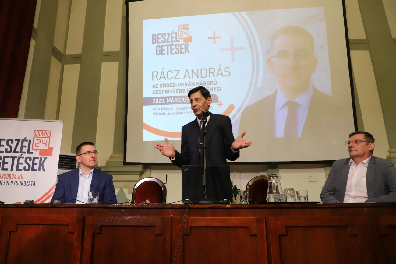 rácz andrás előadás mab székház