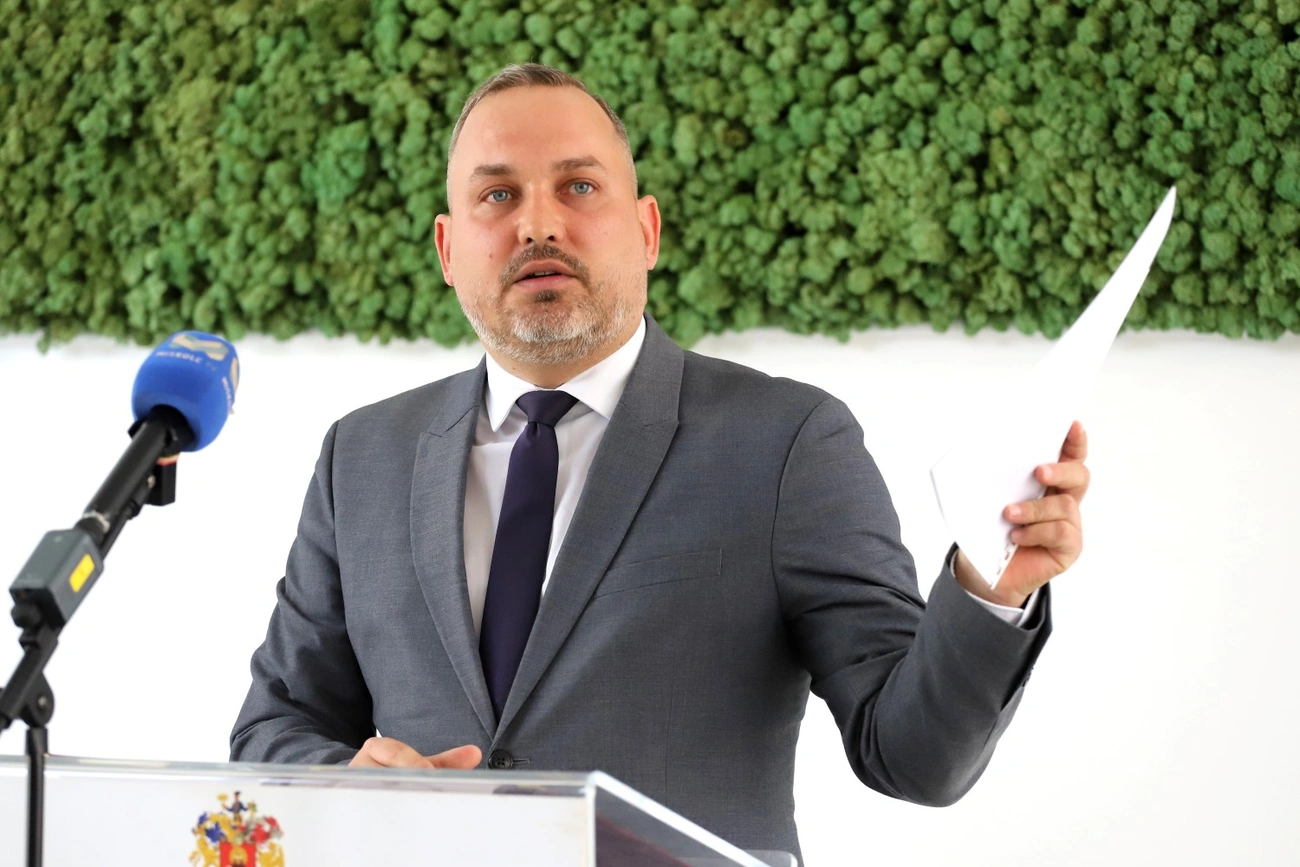 szopkó tibor sajtótájékoztató