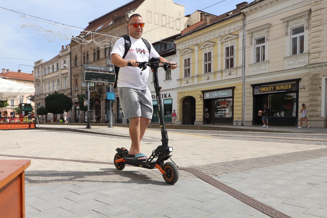 elektromos roller