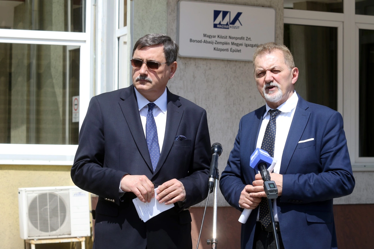 Útfejlesztések bejelentése