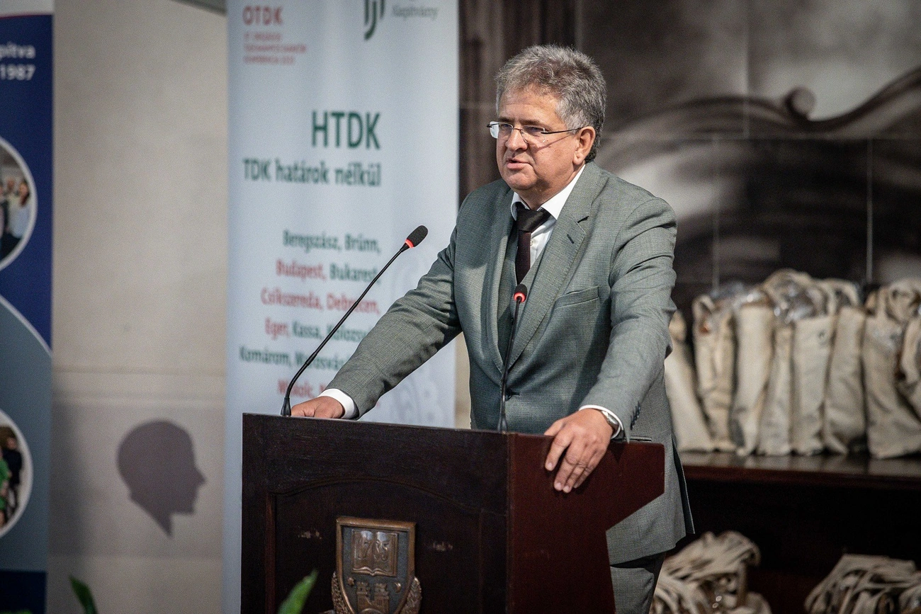 Kocsis Károly az OTDK záróünnepségén