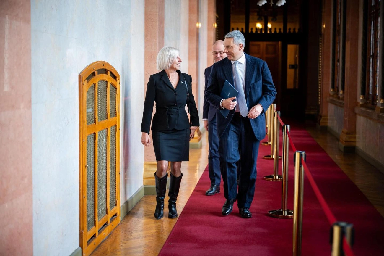 Csöbör_Katalin_Lázár_János.jpg