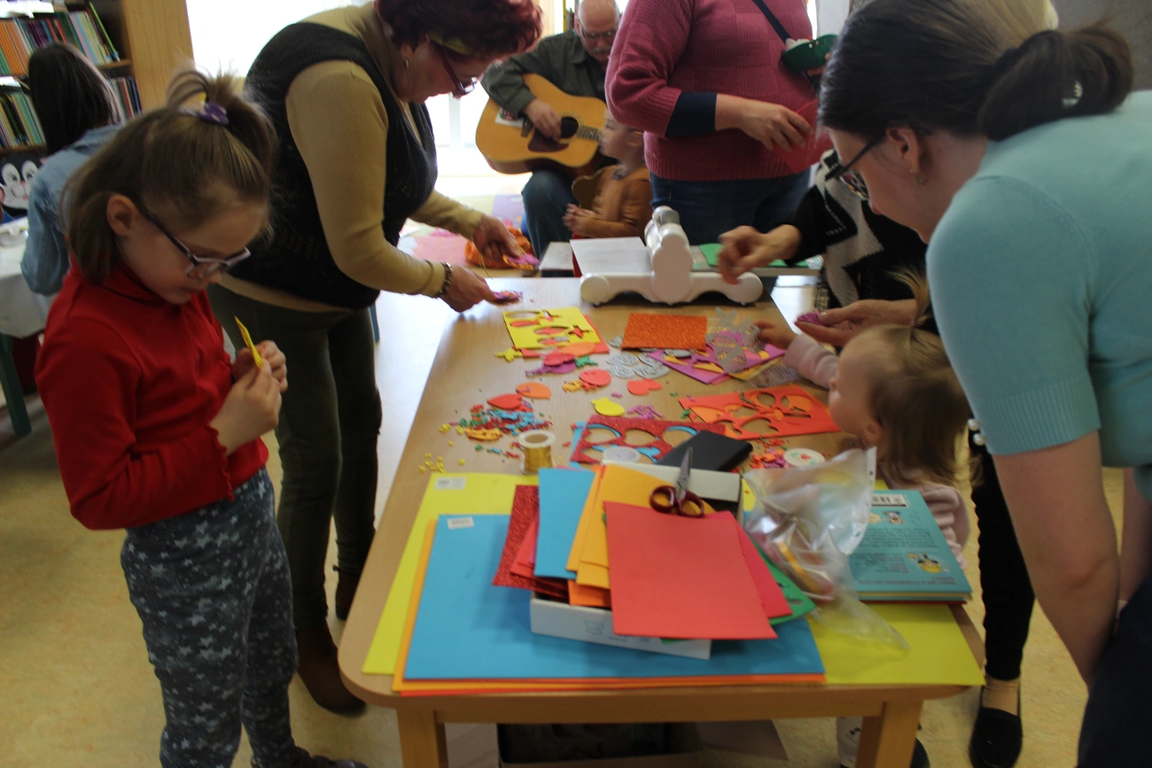 játék a könyvtárban