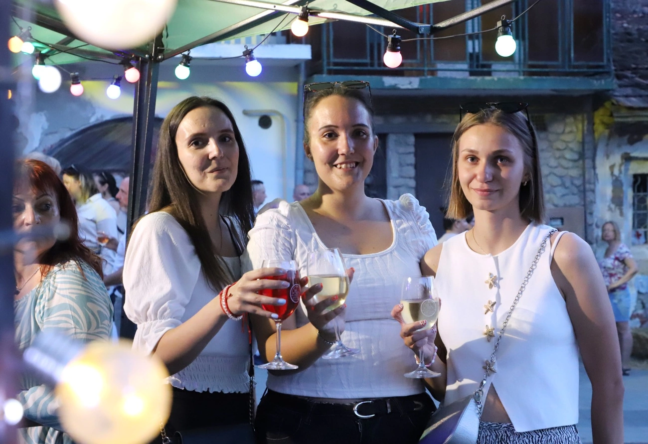 avasi_kvaterka_250705ml-10.JPG
