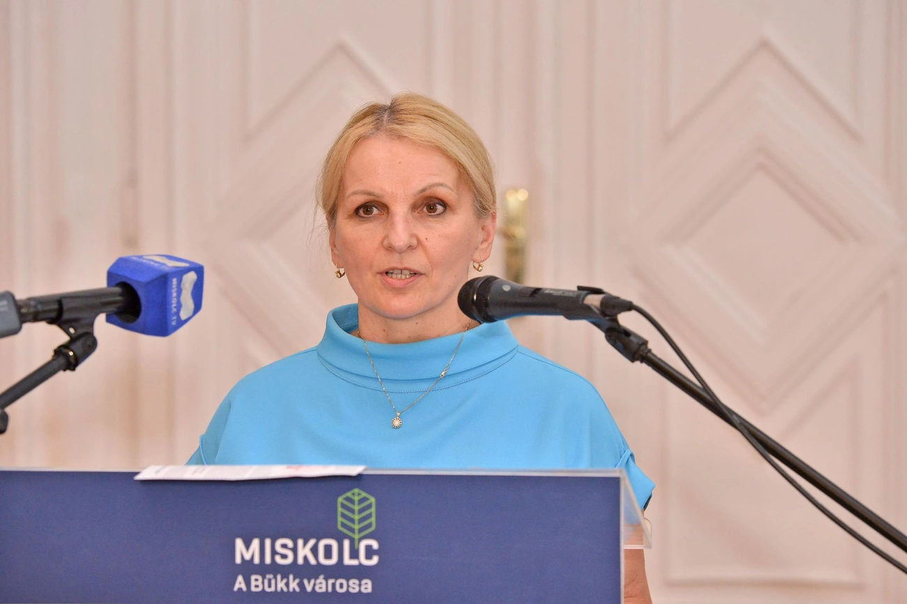 Seresné Horváth Zsuzsanna