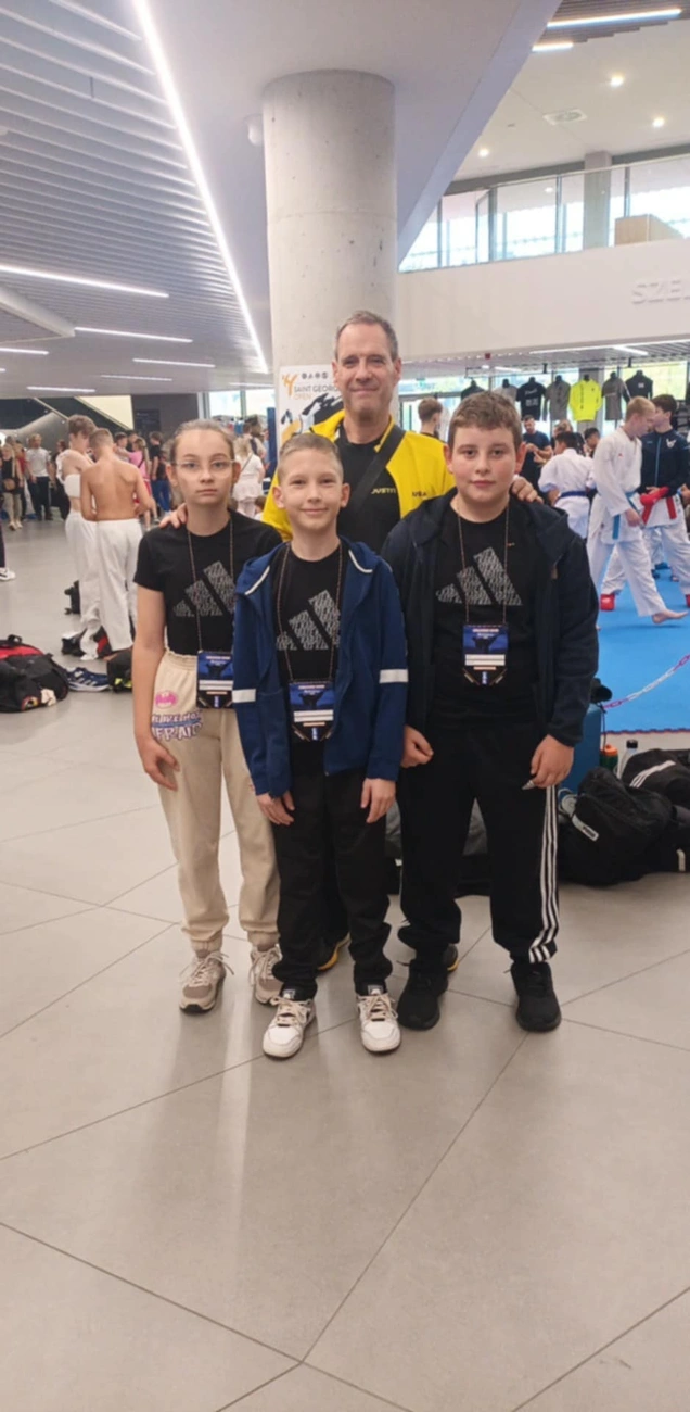 karate-szept-17.jpg (317.8 KB)