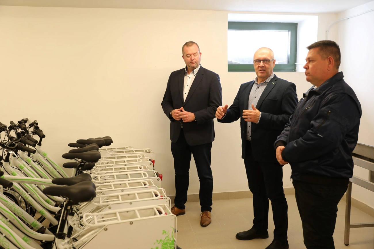 kerekpar_polgaror_mior_251028ml-17.JPG kerekpar_polgaror_mior_251028ml-17.JPG