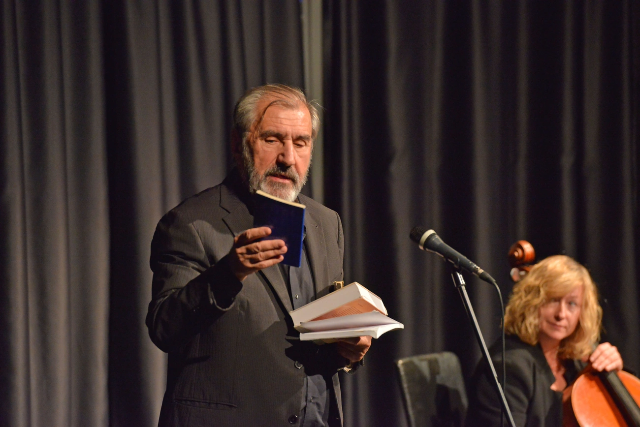 Eperjes Károly zenés irodalmi estje Miskolcon. Fotó: Osztie Tibor