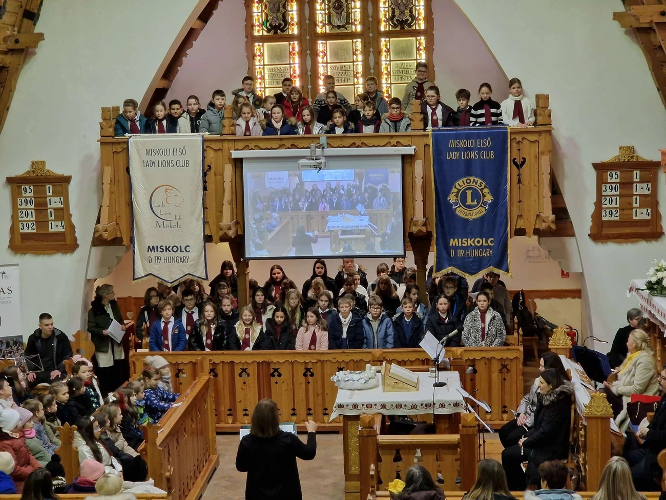 adventi jótékonysági koncert Deszkatemplom Fazekas