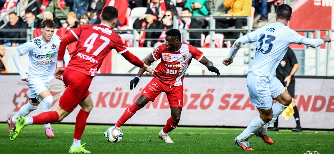 Elton Acolatse Fotó: DVTK