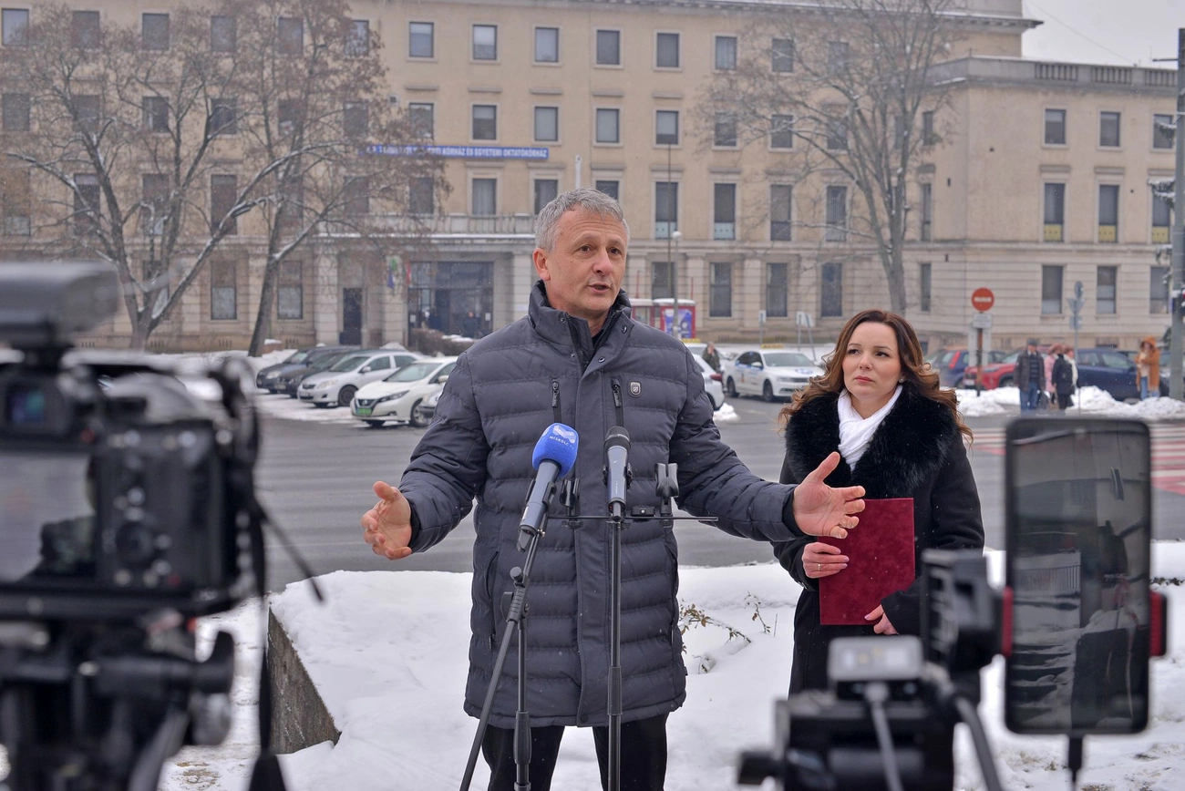 e: jobbik_sajtotajekoztato_20260122-ot_02.jpg