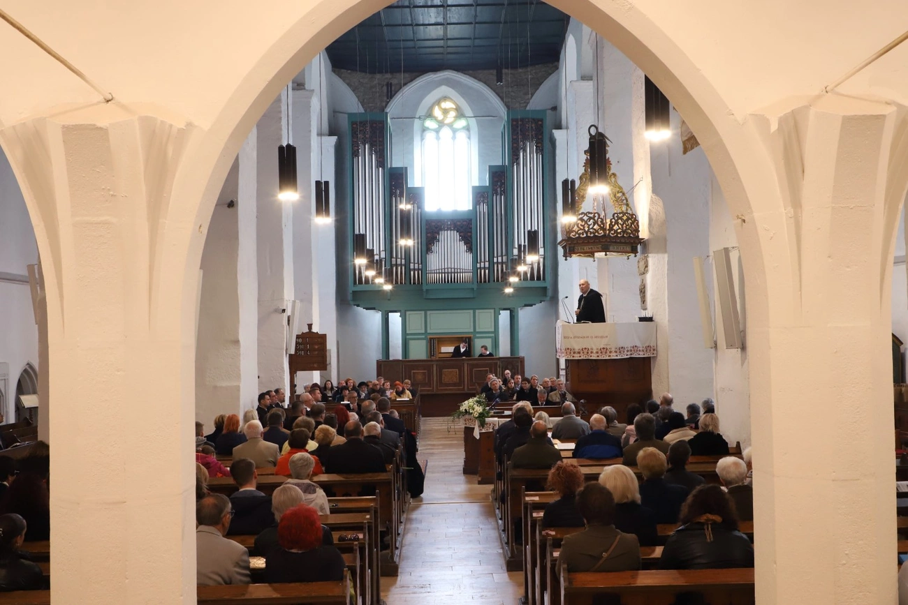 Hálaadó istentisztelet az avasi református templomban. Fotó: Mocsári László