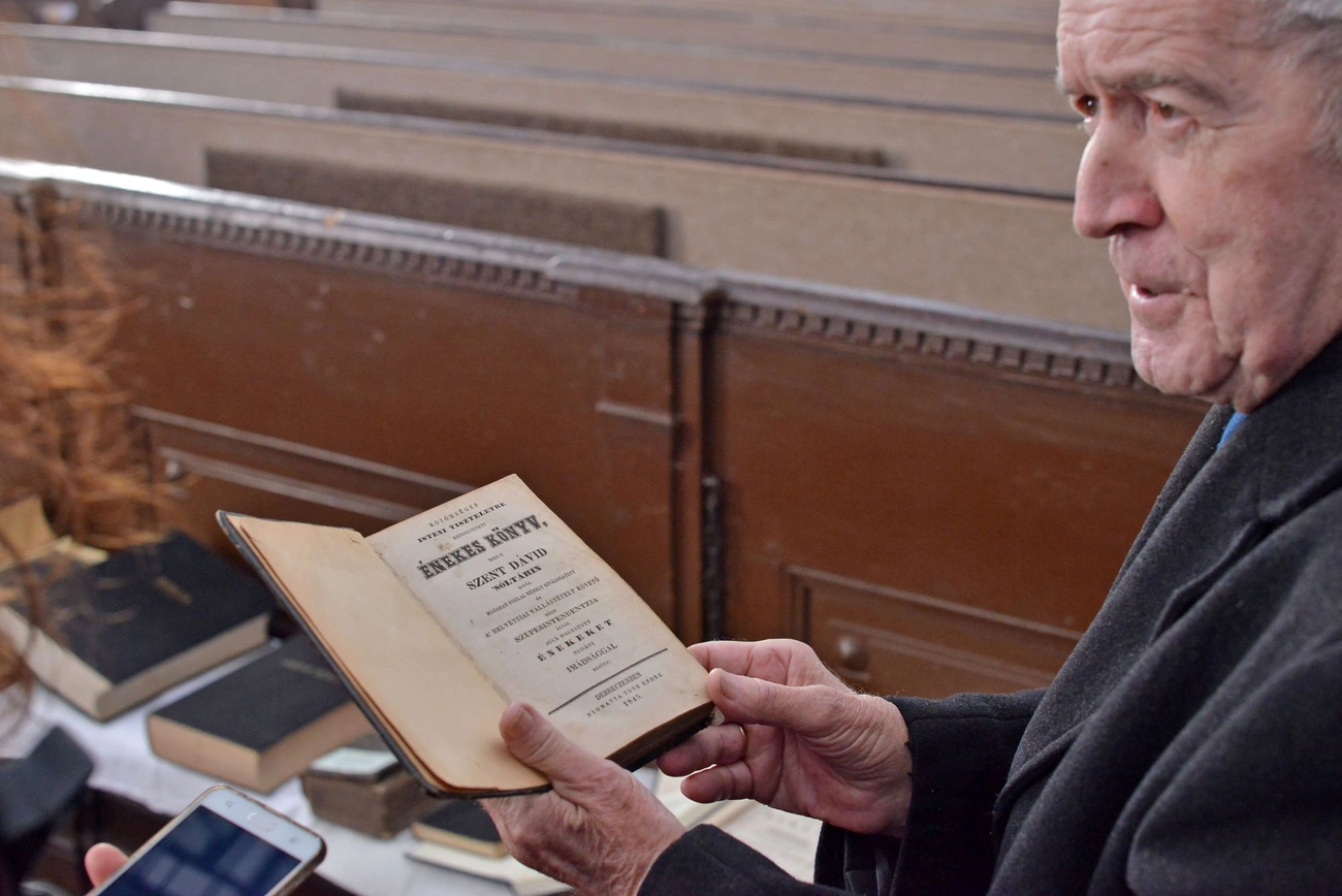Bibliakiállítás a Kossuth utcai templomban. Fotó: Osztie Tibor