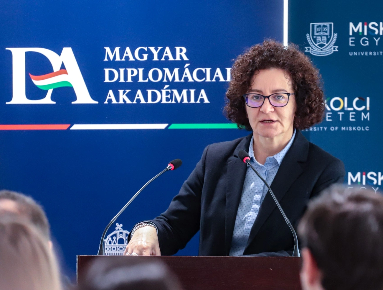 Fájlinformáció	Műveletek egyetem_diplomata_kepzes_260312ml.jpg (385.63 KB)