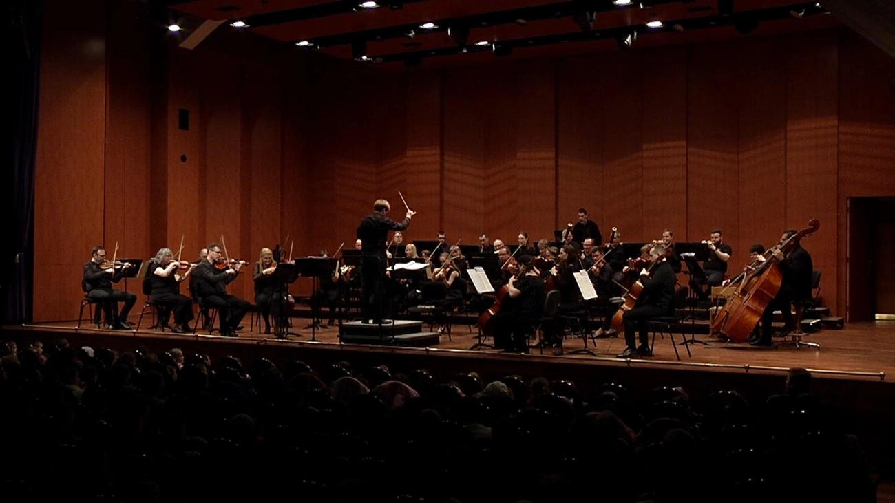 rendhagyoenekora_2.jpg (139.08 KB)