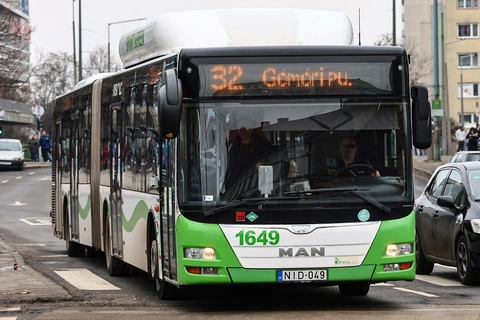 v 32-3.jpg.jpg (206.92 KB)