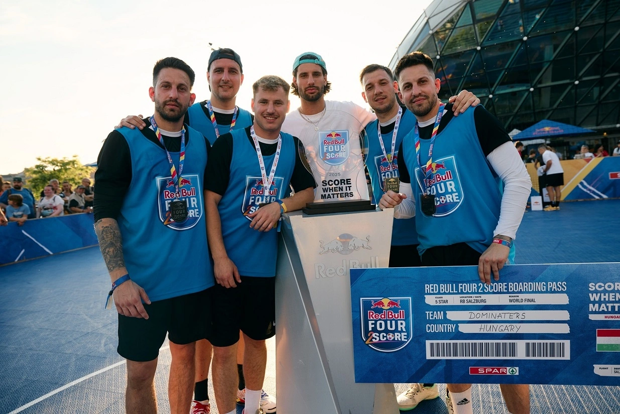 Szoboszlai Dominik és csapata, kispályás foci. Fotó: magánarchívum