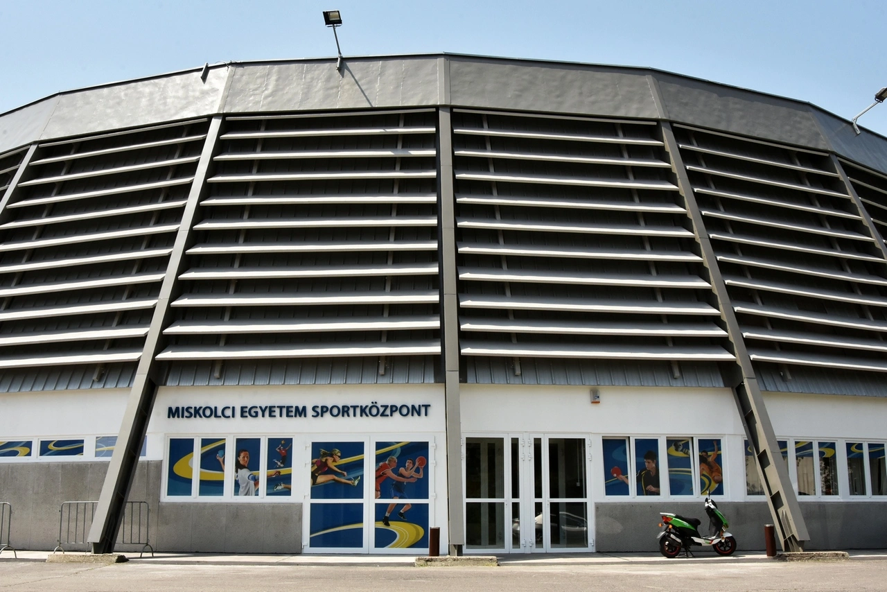 miskolci_egyetem_korcsarnok.jpg