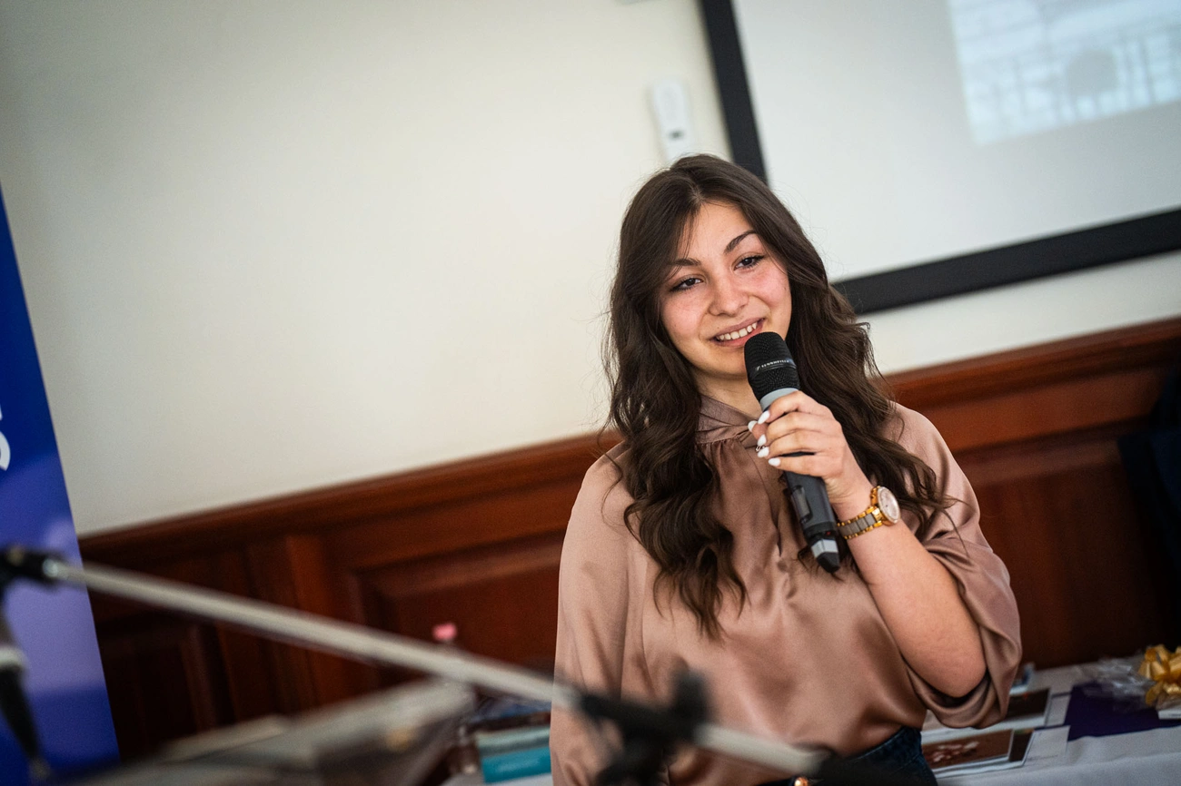 Módi Imola előadása a Berzében. Fotó: Horváth Csongor