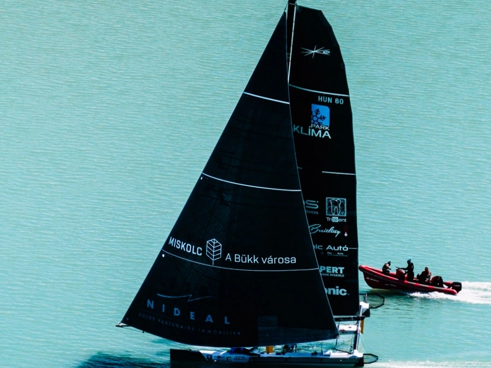 A Deboti Racing Team hajója. Fotó: BYC