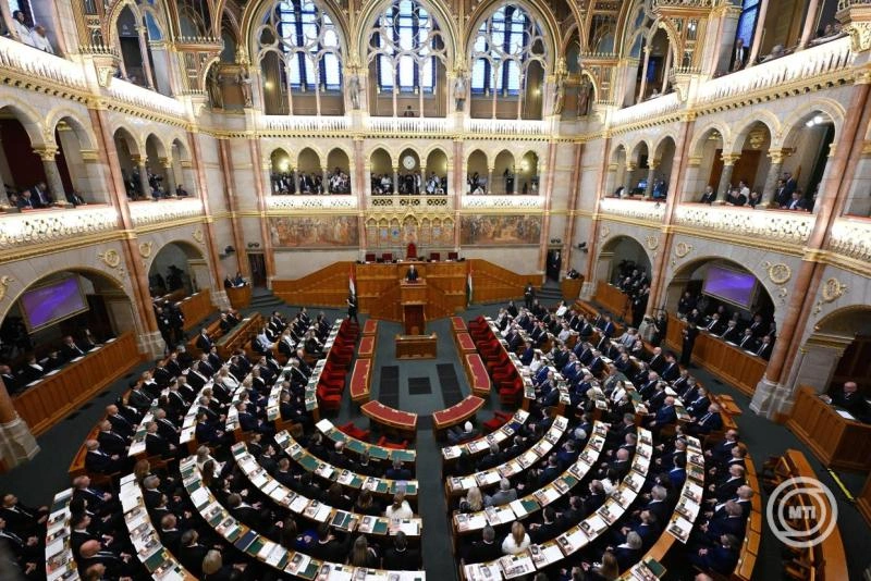 Alakuló ülés a Parlamentben. Fotó: MTI