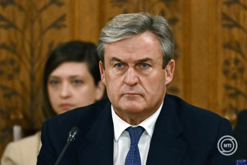 kapitany_istvan_miniszter_260511_mti.jpg