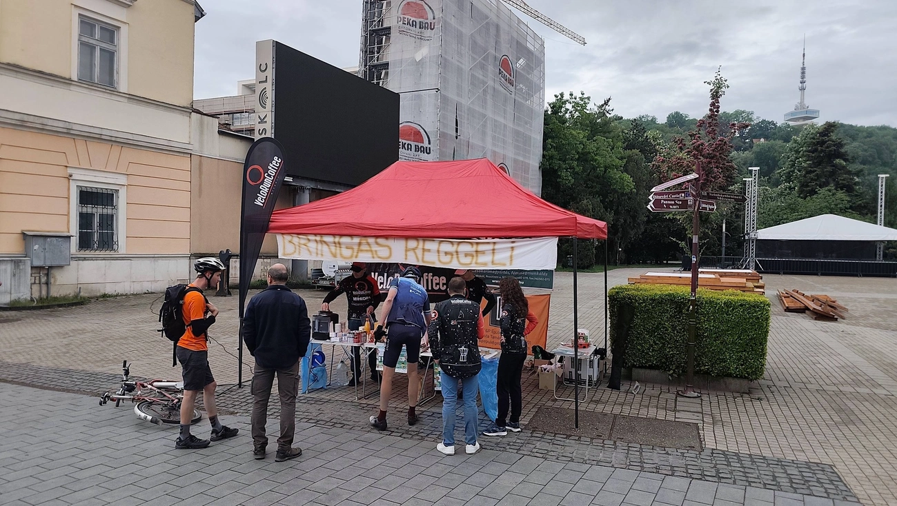 Bringás reggeli Veloruncoffee SE
