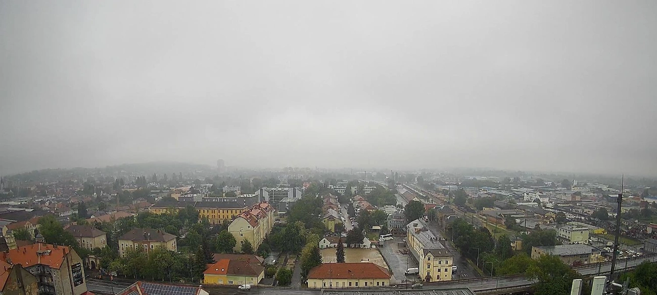 időjárás zápor zivatar_Átrium webkamera