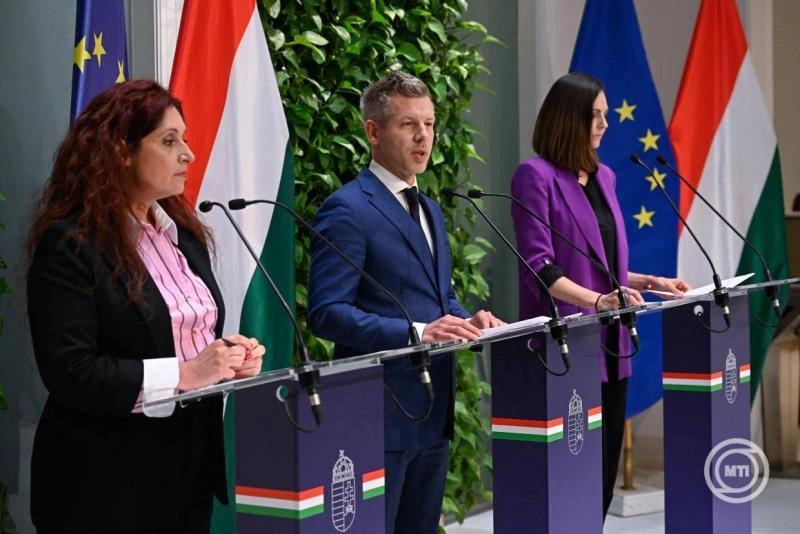 magyar_peter_kormany_sajtotajekoztato_260518_mti.jpg