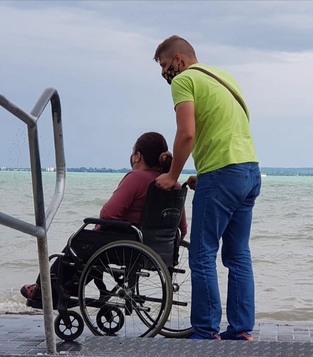 Pintye-Hoskó Magdolna, felsővadászi SMA-s beteg és férje. Fotó: magánarchívum