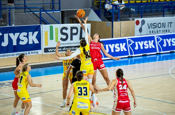 Young Angels Kosice – DVTK HunTherm. Fotó: DVTK