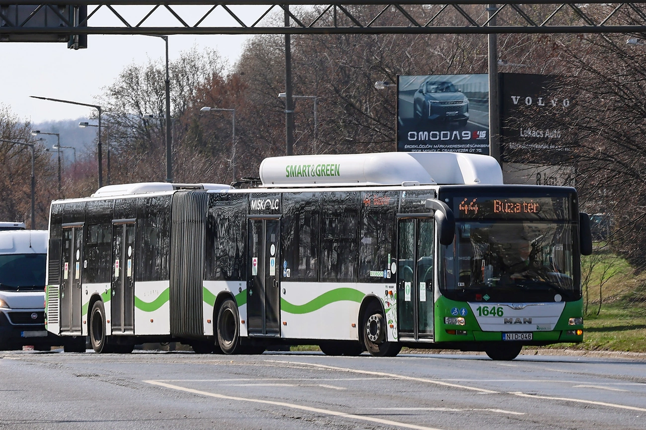 44-es buszjárat. Fotó: MVK