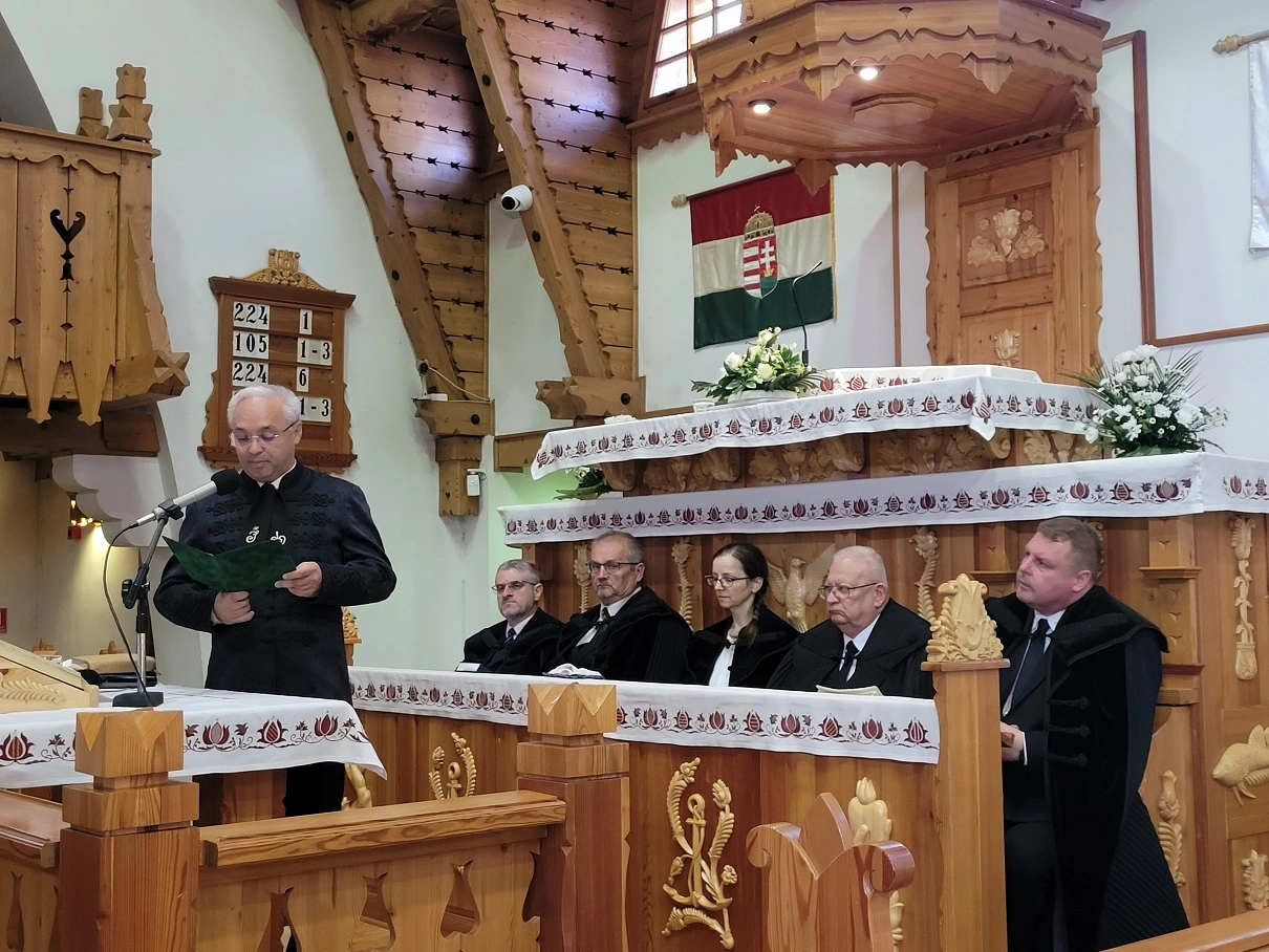 Hálaadó istentisztelet a Deszkatemplomban. Fotó: Lőrincz Katalin