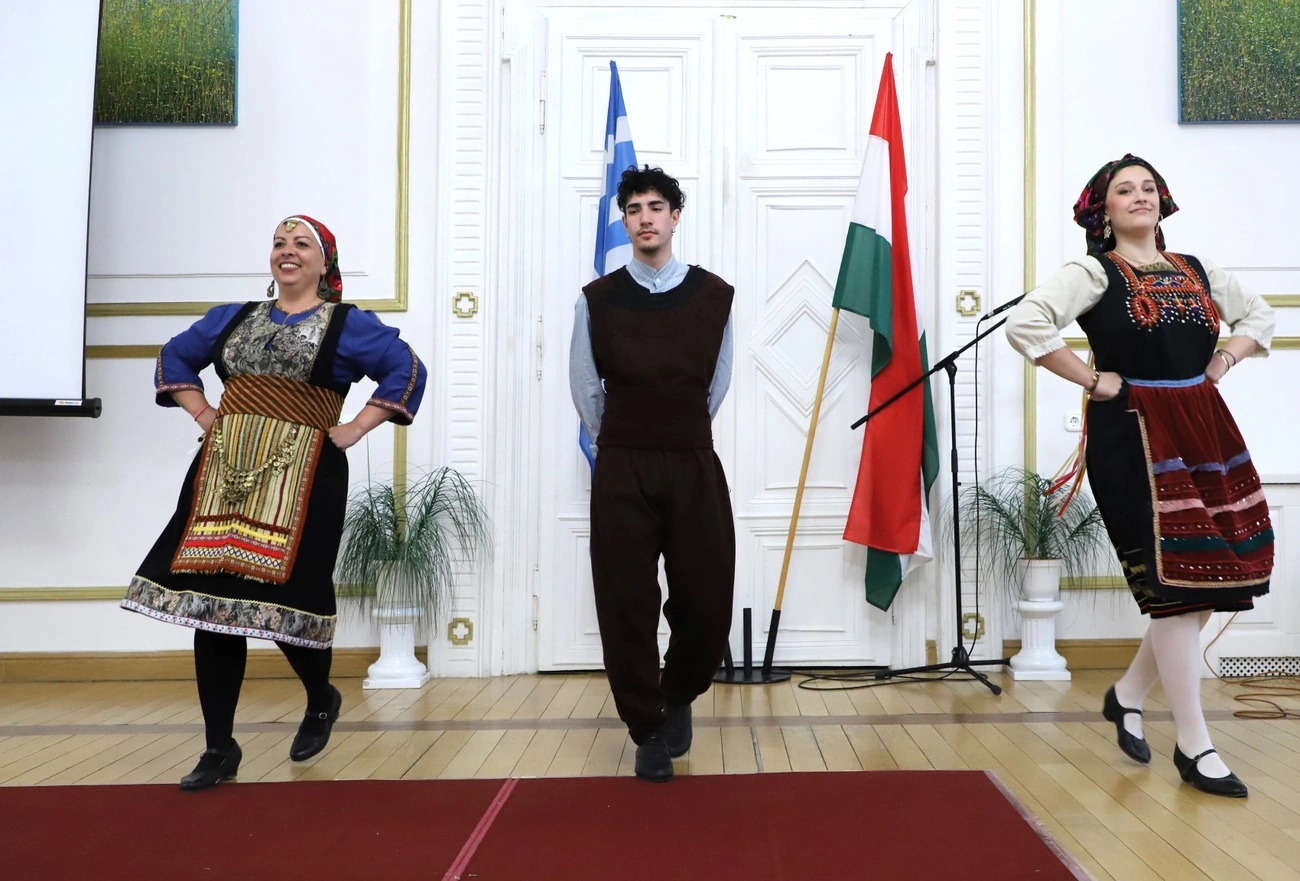A görög nép szabadságharcára emlékeztek a városháza dísztermében. Fotó: Mocsári László