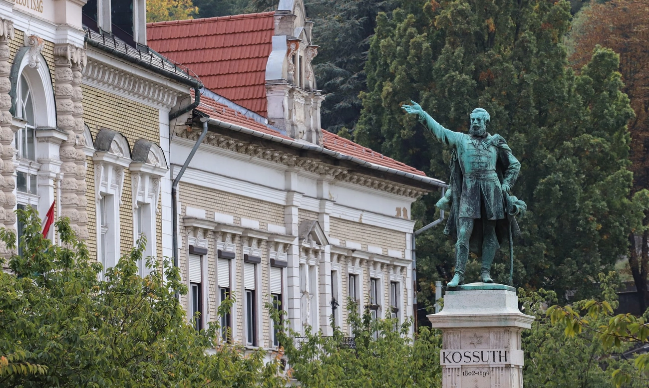 Minap indító, Kossuth szobor az Erzsébet téren. Fotó: Mocsári László